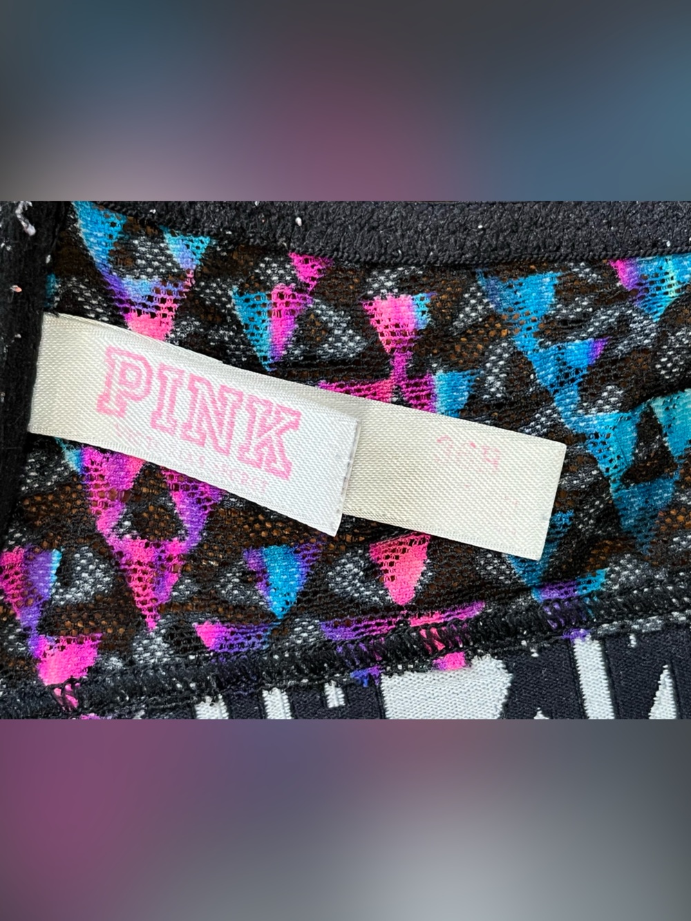 PINK Victoria’s Secret Geo Print Strappy Racerback Bra Women’s 36B - Picture 7 of 10